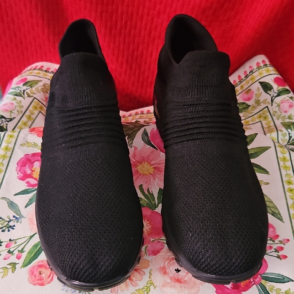 Black Sneakers Slip Ons